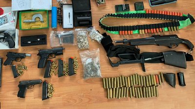 Ужгородця судитимуть за підозрою у контрабанді та незаконному зберіганні вогнепальної зброї і боєприпасів