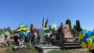 Микулинецьке кладовище Микулинецьке кладовище