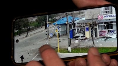"Можливість на руїнах побудувати щось з нуля". Як жила Луганщина у 2022 році "Можливість на руїнах побудувати щось з нуля". Як жила Луганщина у 2022 році