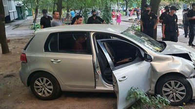 В Запоріжжі відбулось ДТП у подвір'ї Хортицького району