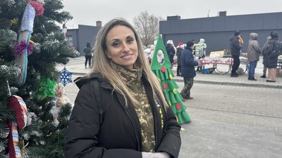 Благодійний ярмарок. На Миколаївщині збирали гроші на дрони для ЗСУ Благодійний ярмарок. На Миколаївщині збирали гроші на дрони для ЗСУ