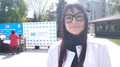 У Житомирі кожен може долучитися до вишивання картини, яку подарують місту до Дня вишиванки У Житомирі кожен може долучитися до вишивання картини, яку подарують місту до Дня вишиванки