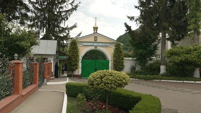 Богоявленський монастир, споруди монастиря