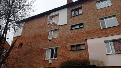 У Великій Писарівці від дій військових РФ постраждала вулиця, яка має назву дивізії, що руйнувала Сумщину У Великій Писарівці від дій військових РФ постраждала вулиця, яка має назву дивізії, що руйнувала Сумщину