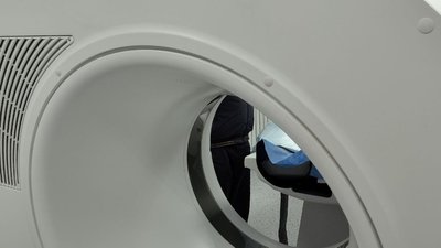 Новий комп'ютерний томограф вартістю один мільйон доларів випробовують в обласній лікарні у Житомирі Новий комп'ютерний томограф вартістю один мільйон доларів випробовують в обласній лікарні у Житомирі