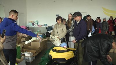Понад 10 тисяч житомирян за час війни отримали допомогу від волонтерів організації "Все робимо самі" Понад 10 тисяч житомирян за час війни отримали допомогу від волонтерів організації "Все робимо самі"