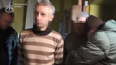 Виманив у пенсіонерів 1,2 млн грн: у Мукачеві чоловіка підозрюють у шахрайстві