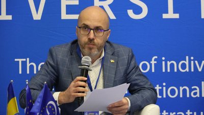 Денис Чистіков, заступник постійної представниці президента України в АР Крим