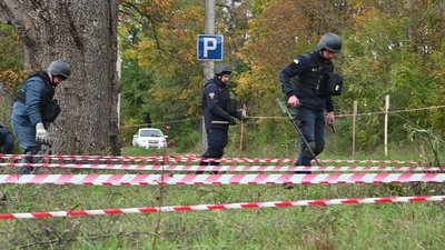 На Київщині проходять навчання саперів. Лунатимуть вибухи