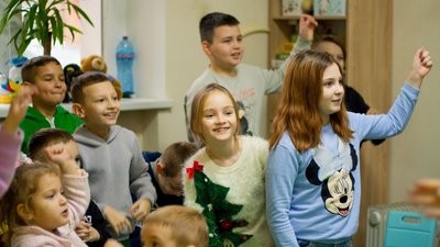 Діти під час свят
