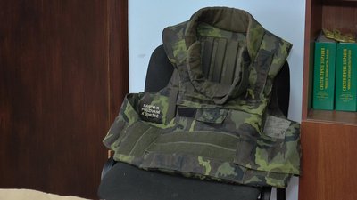 «Зі зброєю треба вміти поводитися»: добровольцям на Полтавщині почали видавати озброєння