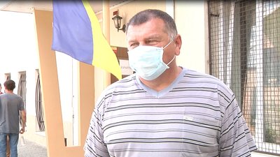 Стало відомо, де перебувають пацієнти психлікарні, яких покинули на кладовищі в Одесі Стало відомо, де перебувають пацієнти психлікарні, яких покинули на кладовищі в Одесі