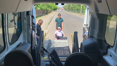 У Луцькій громаді люди з інвалідністю можуть скористатися спецавто У Луцькій громаді люди з інвалідністю можуть скористатися спецавто