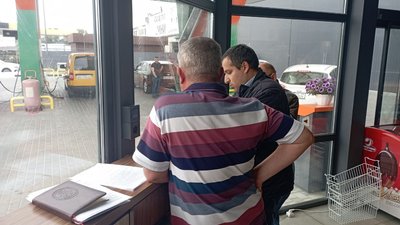 У Дніпрі через підвищення цін на пальне Держпродспоживслужба разом із поліцією та податковою перевіряють заправки У Дніпрі через підвищення цін на пальне Держпродспоживслужба разом із поліцією та податковою перевіряють заправки
