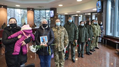 У Сумах вшанували пам'ять загиблого прикордонника Артема Коханого