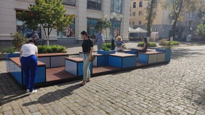Парклет у Полтаві відкрили 27 липня 2023 Парклет у Полтаві відкрили 27 липня 2023