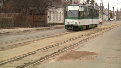 У Житомирі поки не беруться за активне латання вибоїн та ям на дорогах У Житомирі поки не беруться за активне латання вибоїн та ям на дорогах