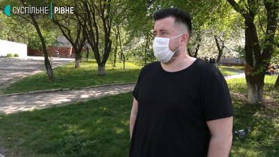 Рівнянин вважає своє затримання протиправним. Копи почали розслідування Рівнянин вважає своє затримання протиправним. Копи почали розслідування