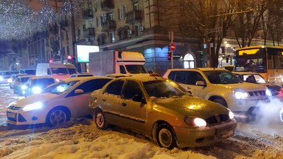 Снігопад у Дніпрі. Фоторепортаж Снігопад у Дніпрі. Фоторепортаж