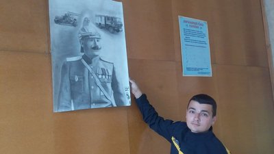 Миколаївський рятувальник поєднує роботу з творчістю Миколаївський рятувальник поєднує роботу з творчістю