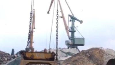 У Херсонській місьраді створена комісія щодо забрудненого піску з Чорногорії, який завезли по підроблених документах