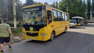 Жителів Слов'янська евакуюють до Дніпра та Рівненщини