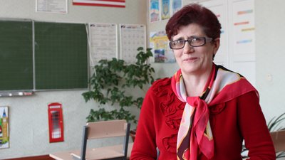 "Зараз би тільки жити, а його немає": у Штепівці на Сумщині вшанували пам'ять загиблих воїнів "Зараз би тільки жити, а його немає": у Штепівці на Сумщині вшанували пам'ять загиблих воїнів