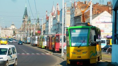Через пошкодження кабельних ліній у Львові не курсують більшість трамваїв