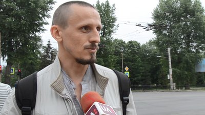 У Тернополі встановили понад пів сотні нових дорожніх знаків У Тернополі встановили понад пів сотні нових дорожніх знаків