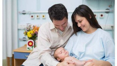 У Чернігові відновили партнерські пологи: що потрібно, аби народжувати з партнером