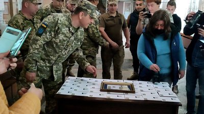 Бій тривав понад 12 годин. До річниці оборони Мар’їнки створили марку