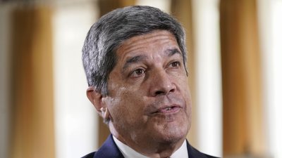 Заступник міністра закордонних справ Куби Карлос Фернандес де Коссіо