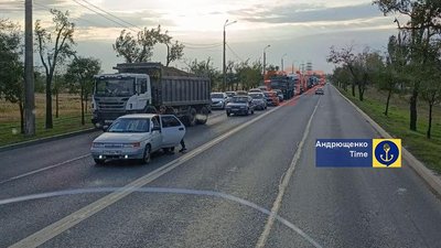 Перекидання техніки РФ через Маріуполь