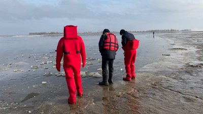 Традиційно, але з обмеженнями: як у Черкасах святкували Водохреще 5 років Традиційно, але з обмеженнями: як у Черкасах святкували Водохреще 5 років