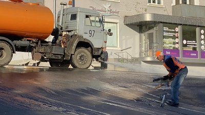 Армія РФ атакувала ракетами адмінбудівлю та будинок у центрі Дніпра: що зараз відбувається на місці Армія РФ атакувала ракетами адмінбудівлю та будинок у центрі Дніпра: що зараз відбувається на місці