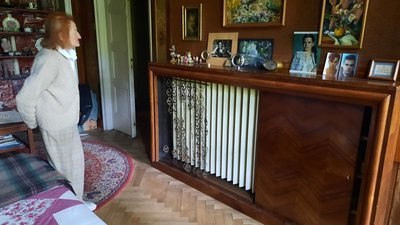 У Львові власниця квартири зберегла автентичний інтер'єр 30-х років У Львові власниця квартири зберегла автентичний інтер'єр 30-х років