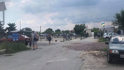 Застосунок "Дій вдома" більше не потрібен. Як працює КПВВ Станиця Луганська Застосунок "Дій вдома" більше не потрібен. Як працює КПВВ Станиця Луганська