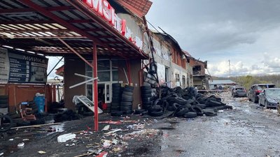 У Львові відбудують знищену ракетним ударом СТО