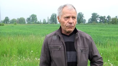 У селі на Житомирщині землю, яку мали виділити під кладовище, передали учасникам АТО У селі на Житомирщині землю, яку мали виділити під кладовище, передали учасникам АТО