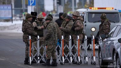 "Зачистка", блокпости та проблеми з Інтернетом: політолог з Алмати розповів про ситуацію в місті