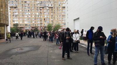 У Києві відкрився перший в Україні центр вакцинації У Києві відкрився перший в Україні центр вакцинації