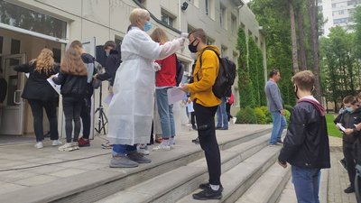 У Сумах абітурієнти складали ЗНО з фізики