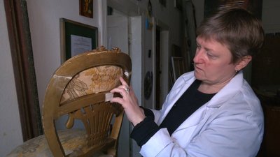 Переїхала в Івано-Франківськ і реставрує старовинні меблі. Жителька Ірпеня Олена Приходько Переїхала в Івано-Франківськ і реставрує старовинні меблі. Жителька Ірпеня Олена Приходько