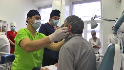 На Донеччині лікарі щелепно-лицевої хірургії проводять безкоштовні консультації На Донеччині лікарі щелепно-лицевої хірургії проводять безкоштовні консультації