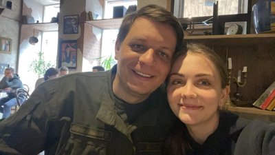 "У Кропивницькому військових ховають тишком-нишком". Чому прощання не переносять з околиці у центр міста "У Кропивницькому військових ховають тишком-нишком". Чому прощання не переносять з околиці у центр міста