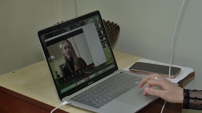 «Не вистачає спілкування з друзями»: у закладах 5 громад Полтавщини продовжили дистанційне навчання