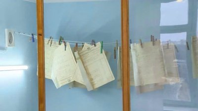 У Кропивницькому архіві щороку реставрують понад 30 тисяч архівних документів У Кропивницькому архіві щороку реставрують понад 30 тисяч архівних документів