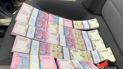 Запорізькі поліцейські викрили у хабарництві заступника голови територіальної громади