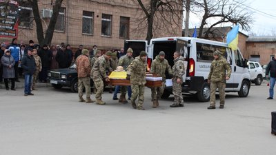 Втрати Черкащини: у Тальному попрощались із військовим Втрати Черкащини: у Тальному попрощались із військовим