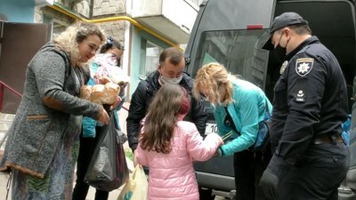 У Херсоні із Днем захисту дітей привітали учасників проєкту "Краса без обмежень" У Херсоні із Днем захисту дітей привітали учасників проєкту "Краса без обмежень"